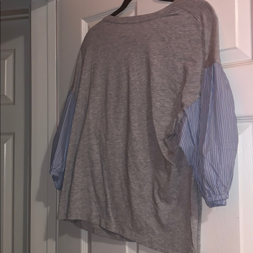 T shirt with puffy arms